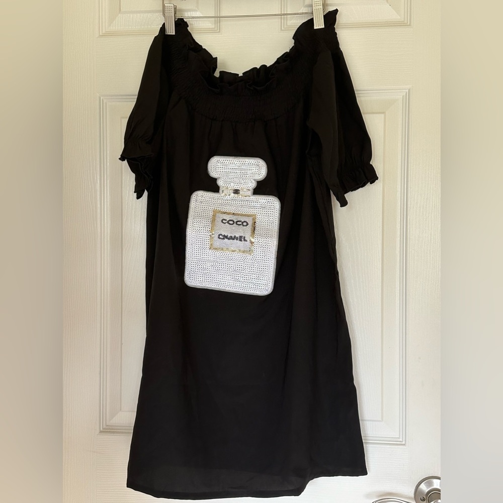 Black fun dress